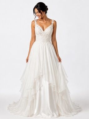 Size 8 White Wedding Dress Mesh Chiffon Train